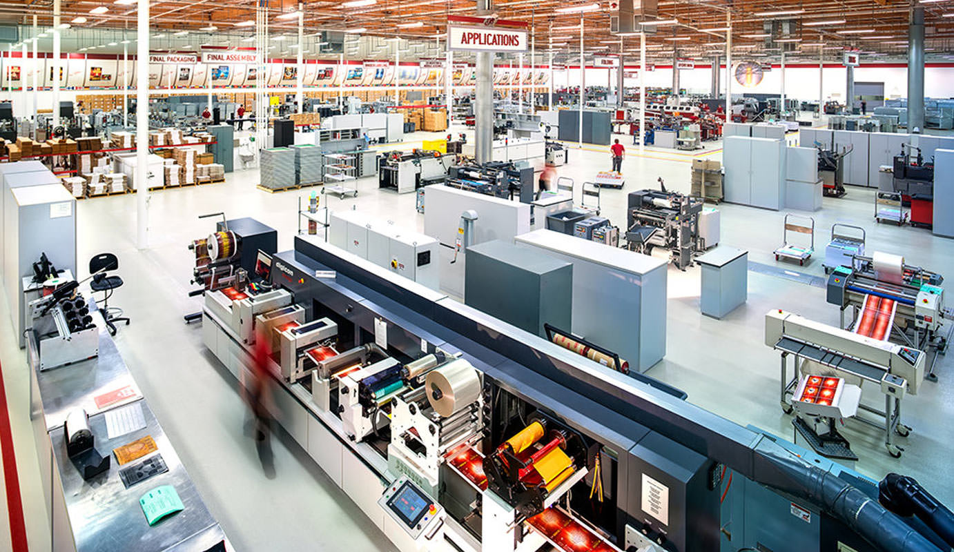 Den digitala tryckerilinjen vid Bridge Publications är bara en aspekt av dess precisionsverksamheter, som regelbundet besöks av industriledare och är modeller för förnyelse och effektivitet.